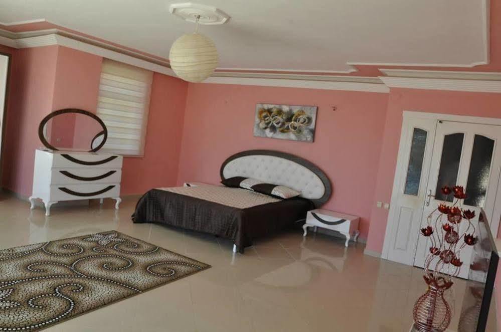 Alanya Deniz Villa Eksteriør bilde